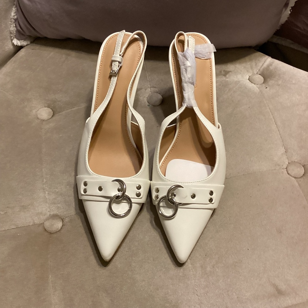 White Pointed Slingback Flats with Silver Ring Detail